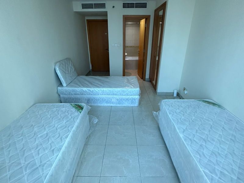 Big Master Room With Private Bathroom Available For Rent In Cluster E JLT AED 5000 Per Month